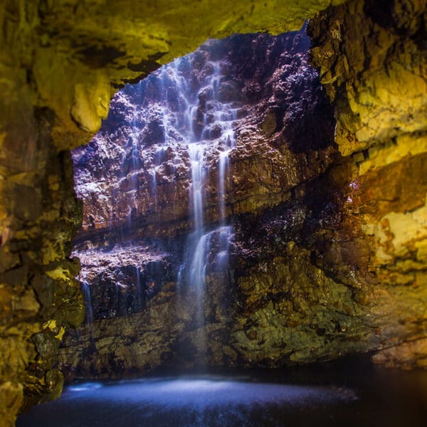 Smoo Cave photography by Maciej Winiarczyk