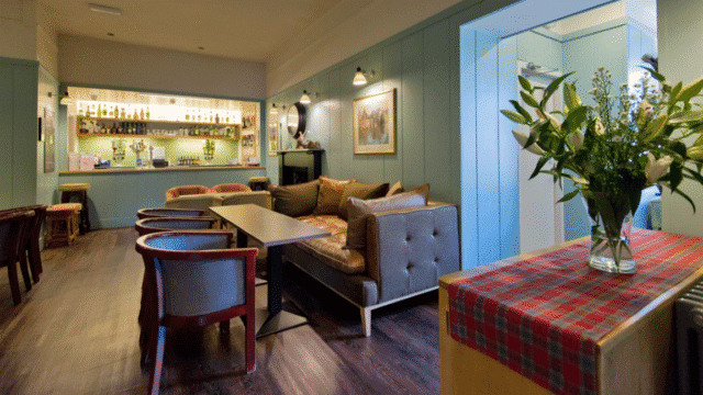 Station Hotel and Apartments